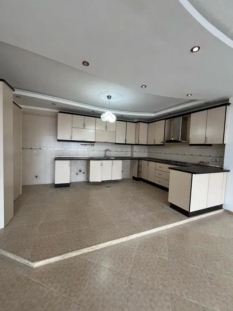 ۱۴۵متر/۳خواب/فردوسی غربی/مناسب سرمایه گذاری|فروش آپارتمان|تنکابن, |دیوار