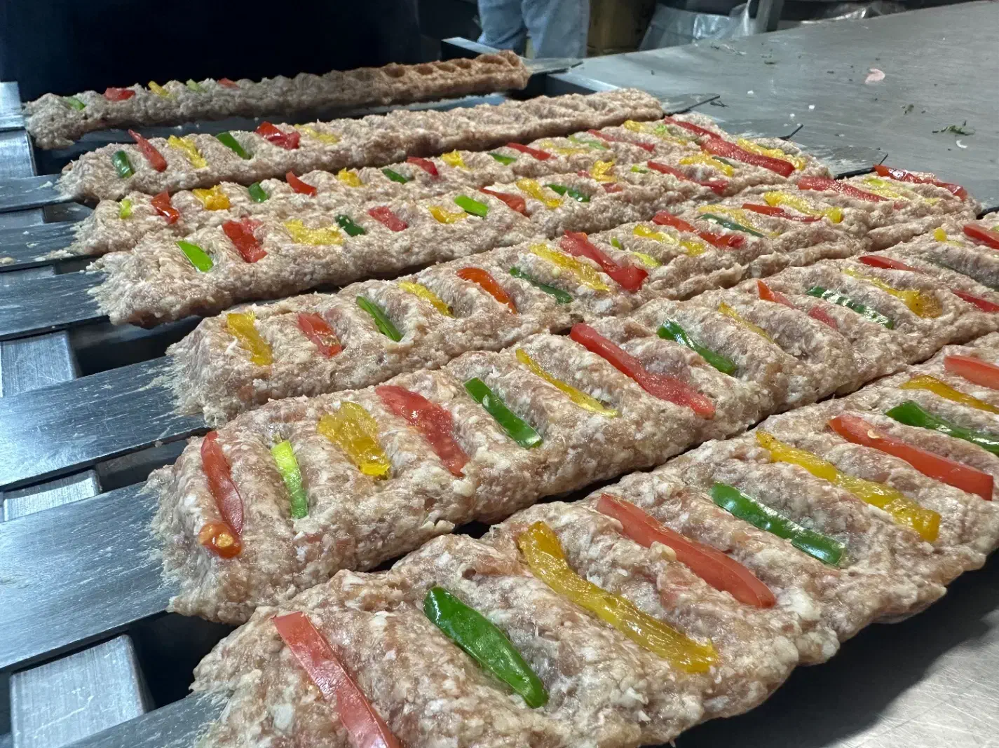 نیازمند نیروی کار|استخدام خدمات فروشگاه و رستوران|سمنان, |دیوار