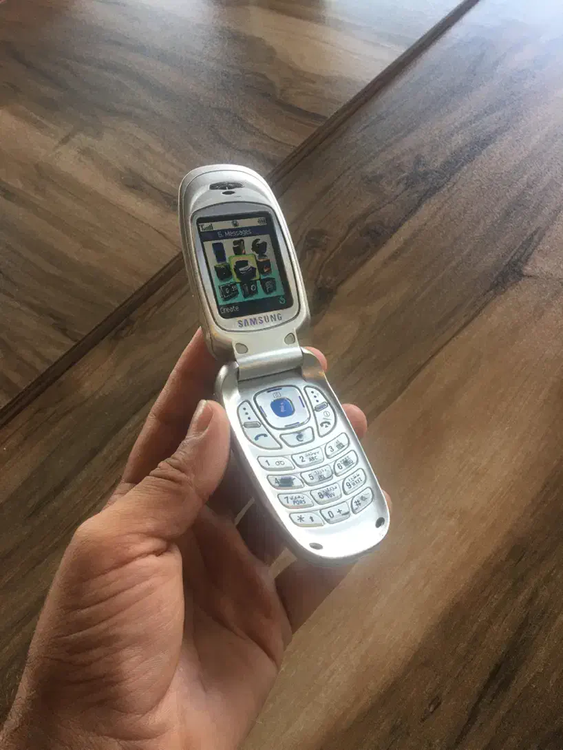 سامسونگ نوستالژی|موبایل|تهران, قیطریه|دیوار