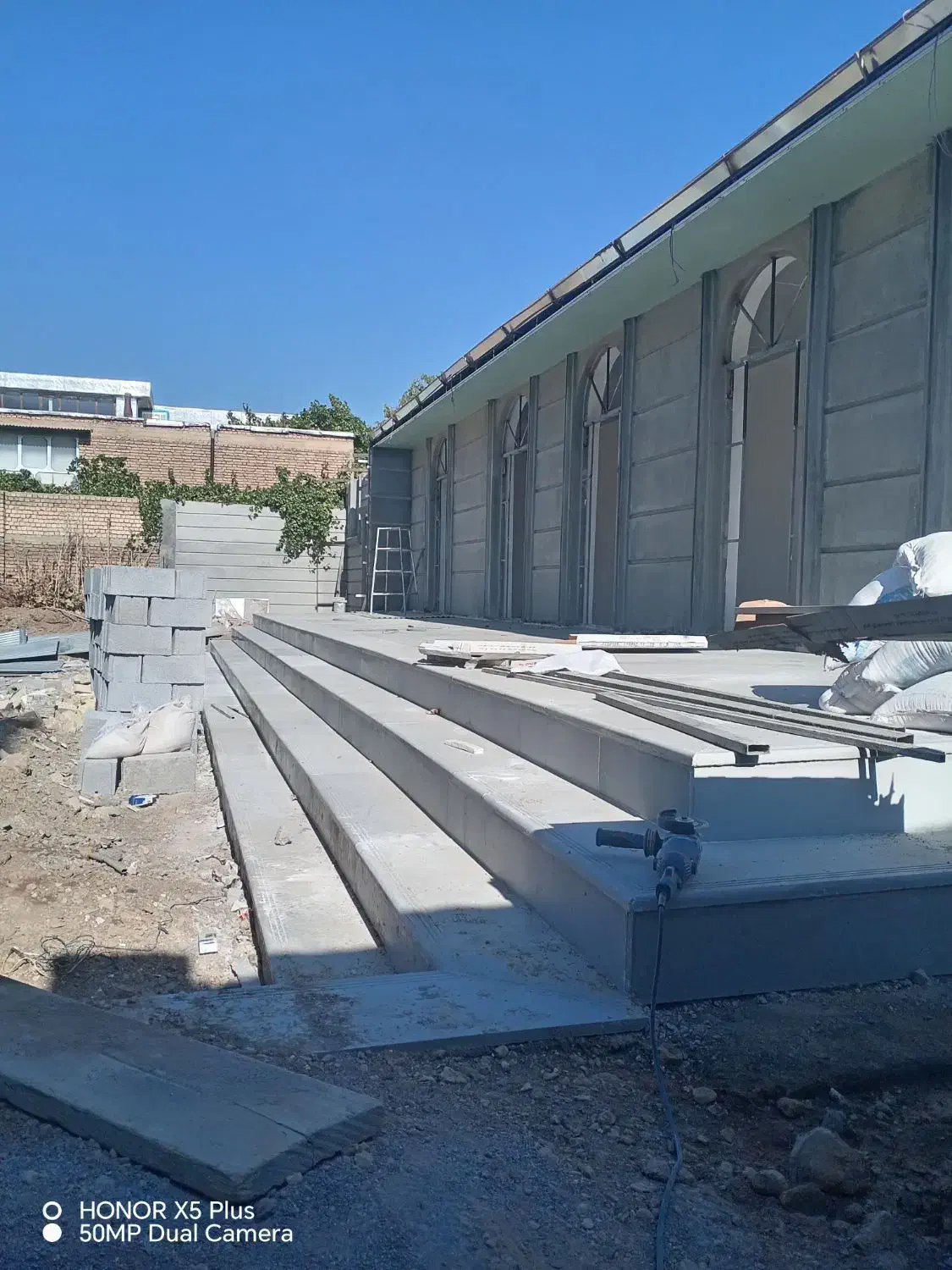 بنا ساختمان|خدمات پیشه و مهارت|لاران, |دیوار