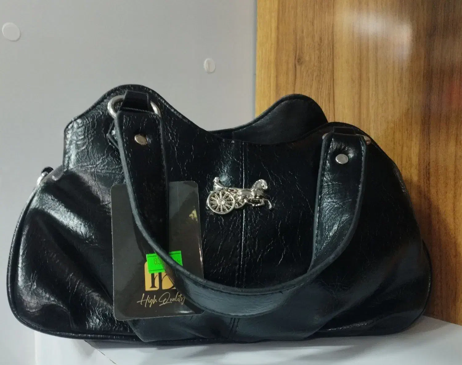 گالری کیف وشال روسری الارز|لباس|خوی, |دیوار