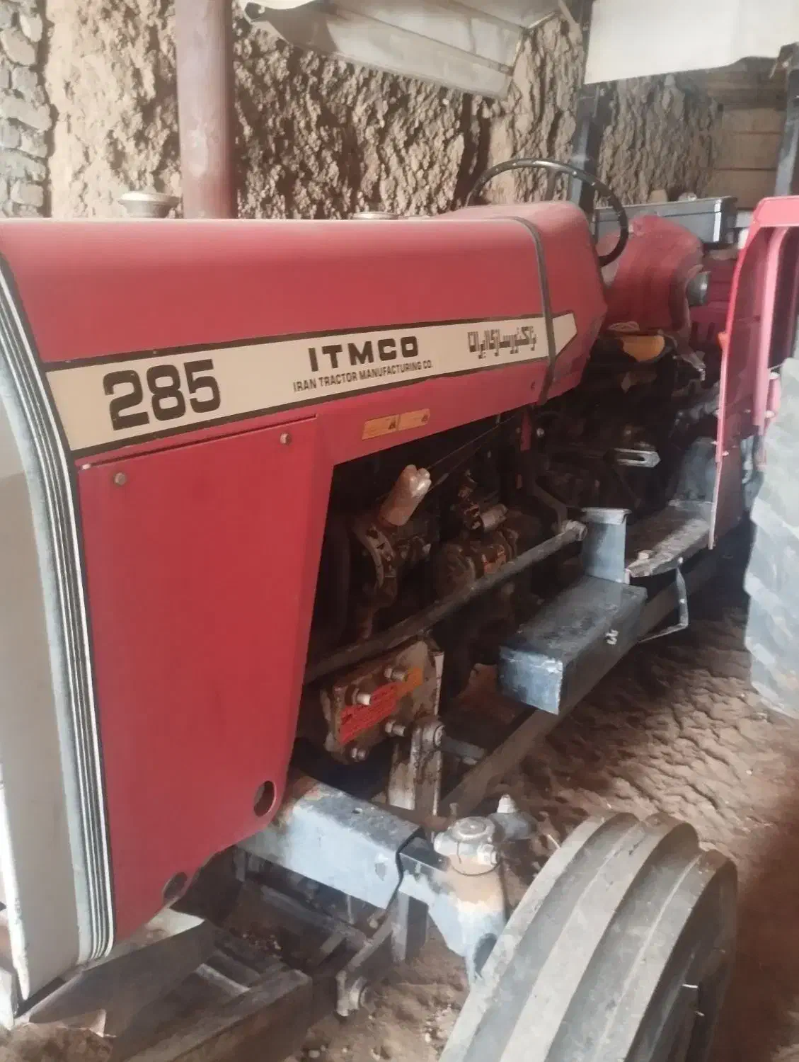 تراکتور ۲۸۵ کم کارمدل۸۶ زیرخاکی|خودرو سنگین|قائن, |دیوار