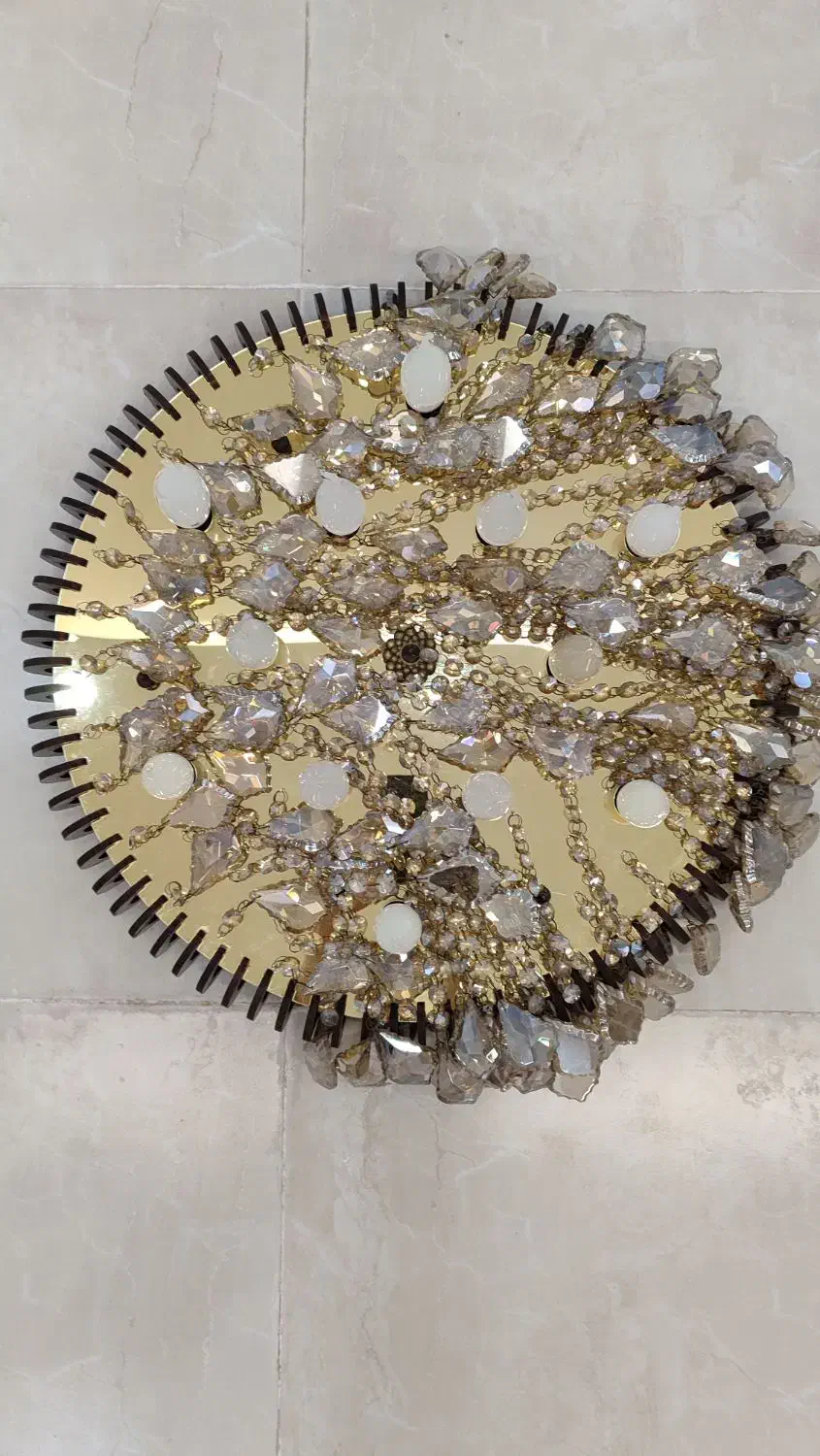 لوستر سه عدد|لوستر و چراغ آویز|رشت, دروازه لاکان|دیوار