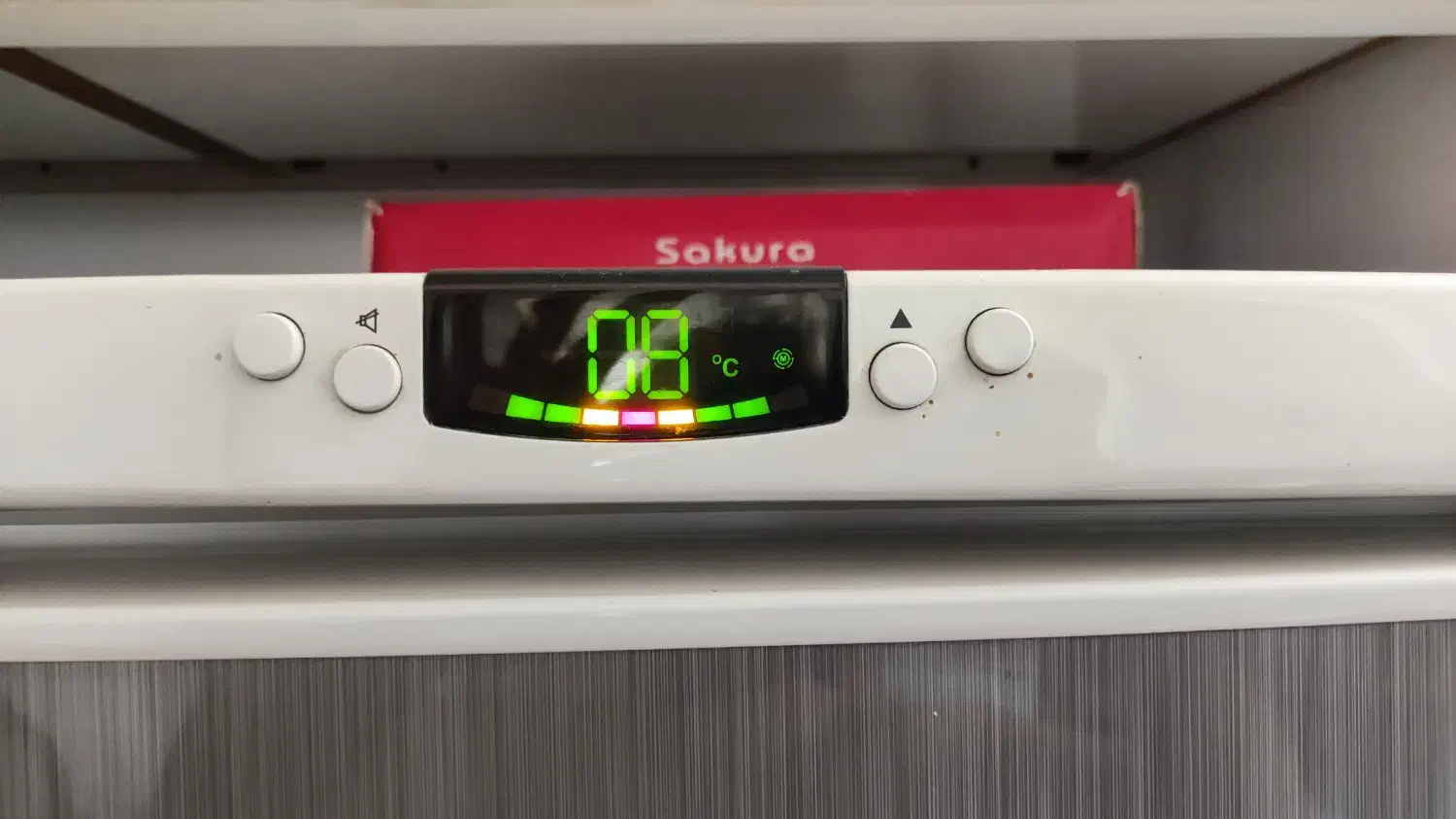 تعمیر تخصصی یخچال در محل با ضمانت ، یخچال سازی|خدمات پیشه و مهارت|ساوه, |دیوار