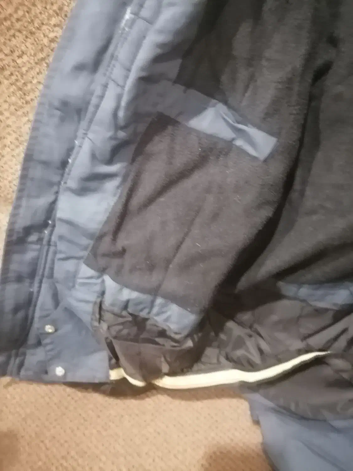 کاپشن خارجی|لباس|گرگان, |دیوار