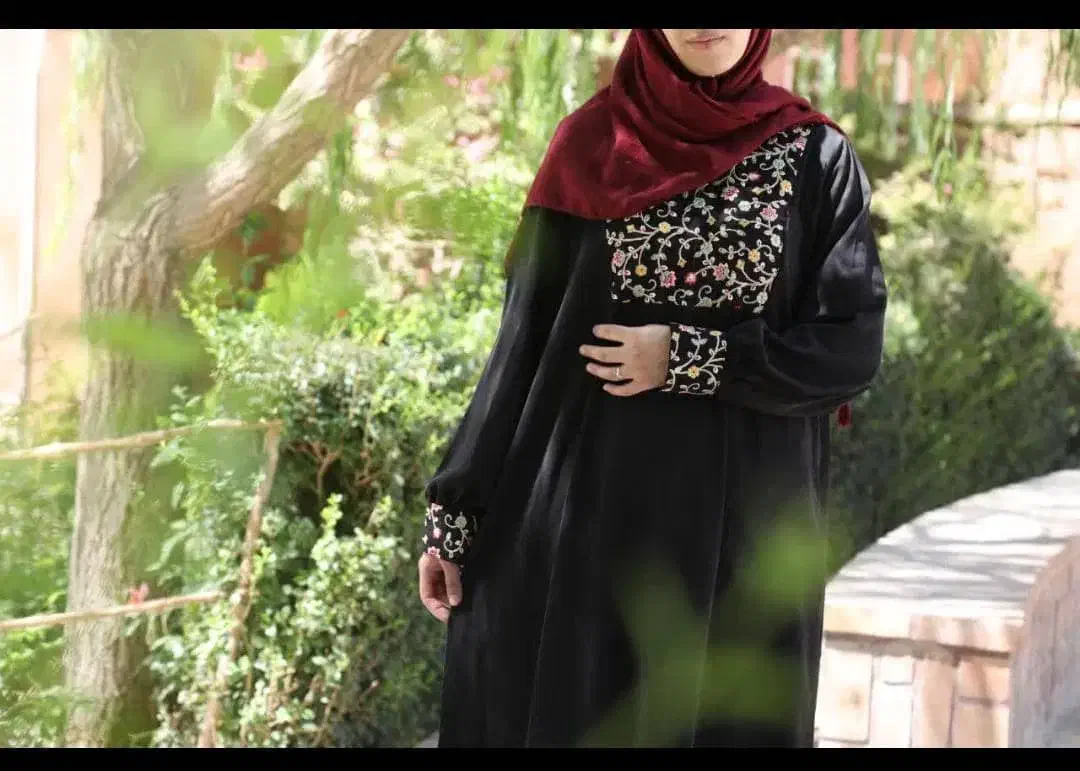 عبا طرح دار|لباس|لار, |دیوار