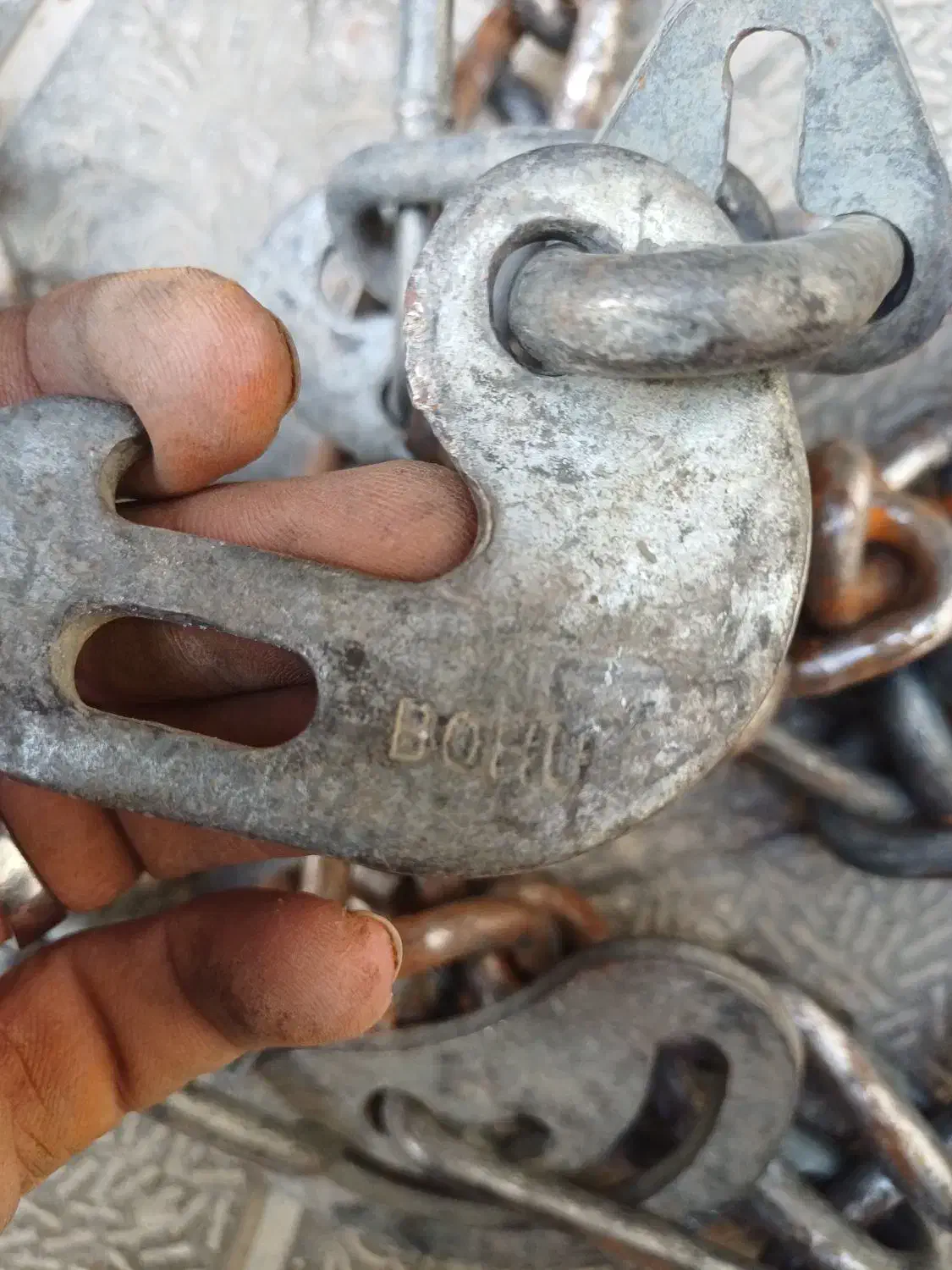 زنجیر چرخ کامیون .رینگ ۲۴ .المانی|قطعات یدکی و لوازم جانبی|شیروان (خراسان), |دیوار