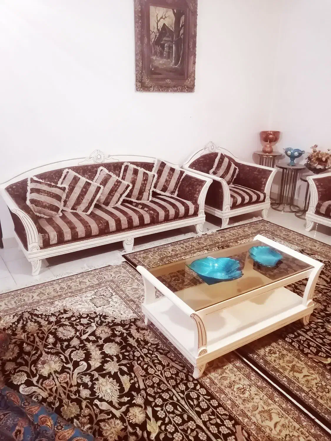 مبل هفت نفره|مبلمان خانگی و میز عسلی|هشتگرد, فاز ۱ مهستان|دیوار