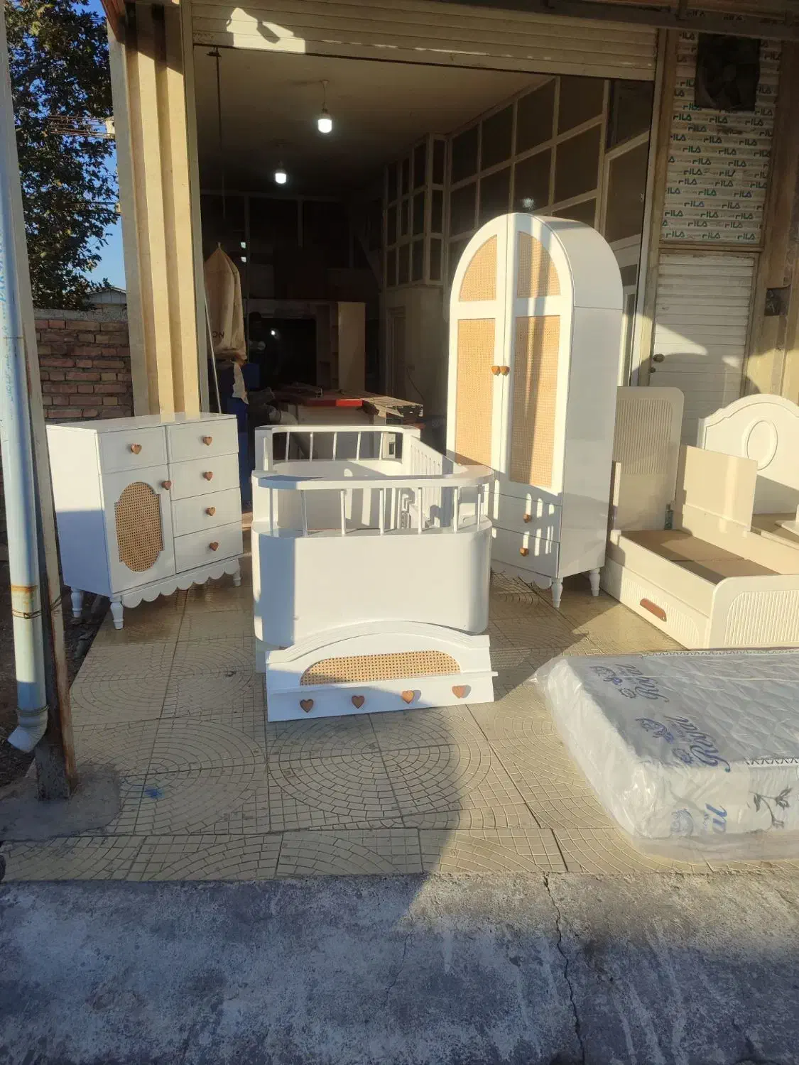 پینترست ترین تختهای نوزادی تا دونفره|تخت و سرویس خواب|گرگان, |دیوار