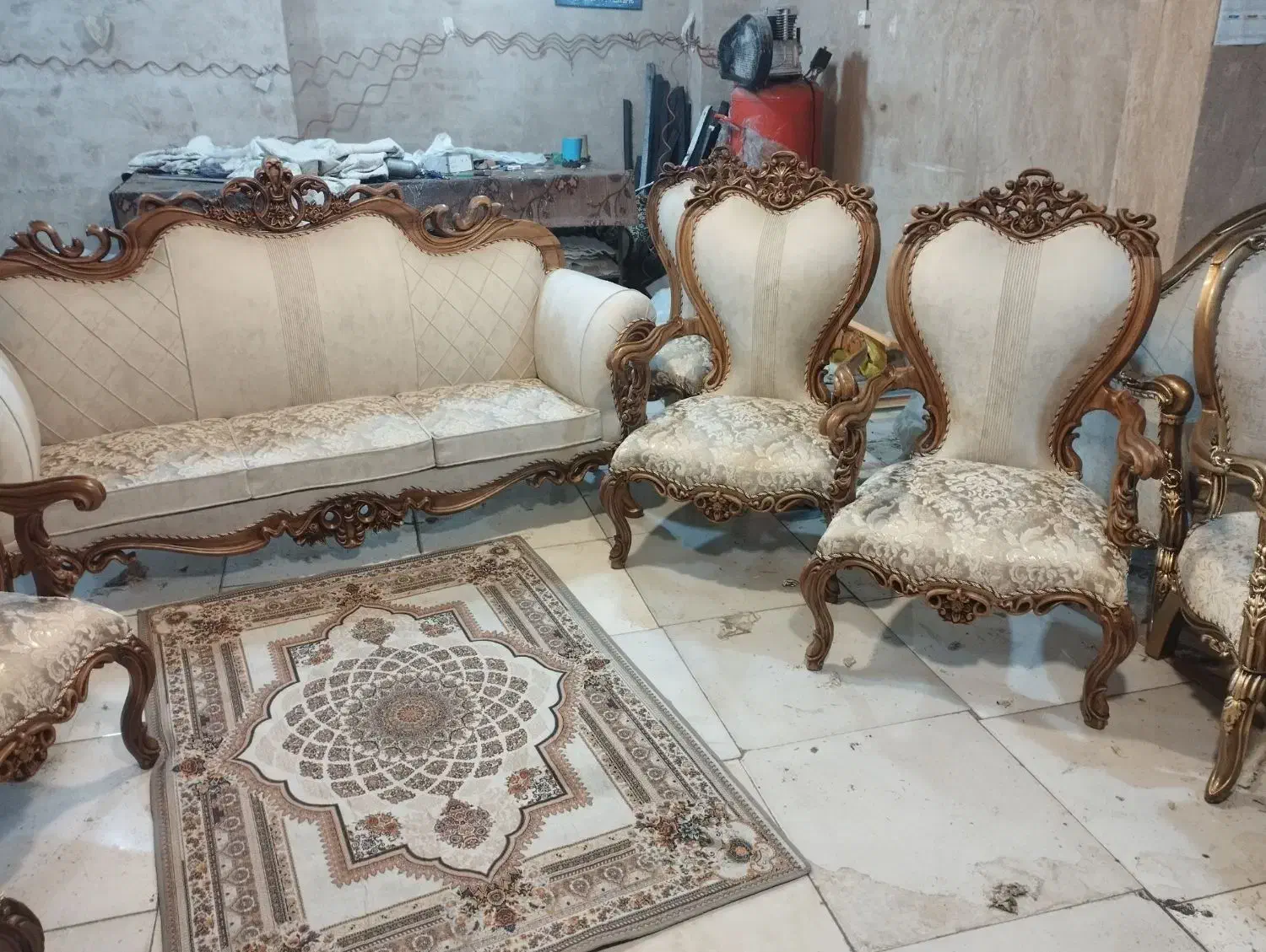 تولیدی مبل کلاسیک منبتی 9نفره مخصوص جهزیه|مبلمان خانگی و میز عسلی|اصفهان, رهنان|دیوار