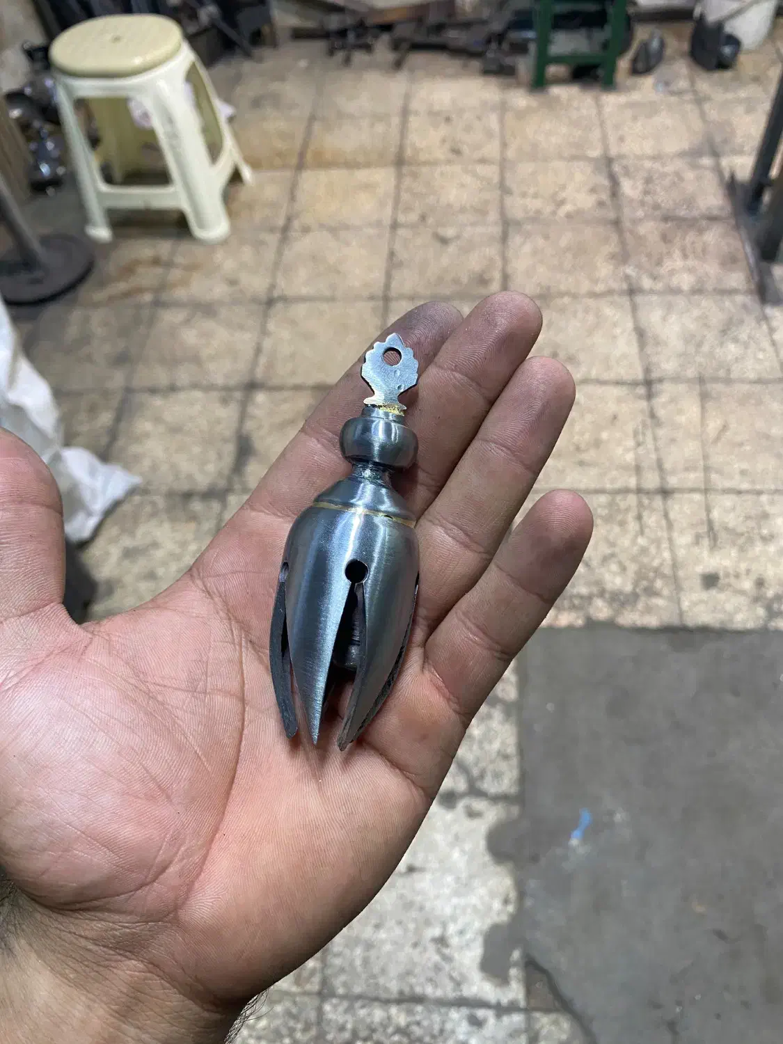 زنگ علامت زنگوله علم بلوطی آنتیک|کلکسیون اشیاء عتیقه|ری, ملکآباد|دیوار