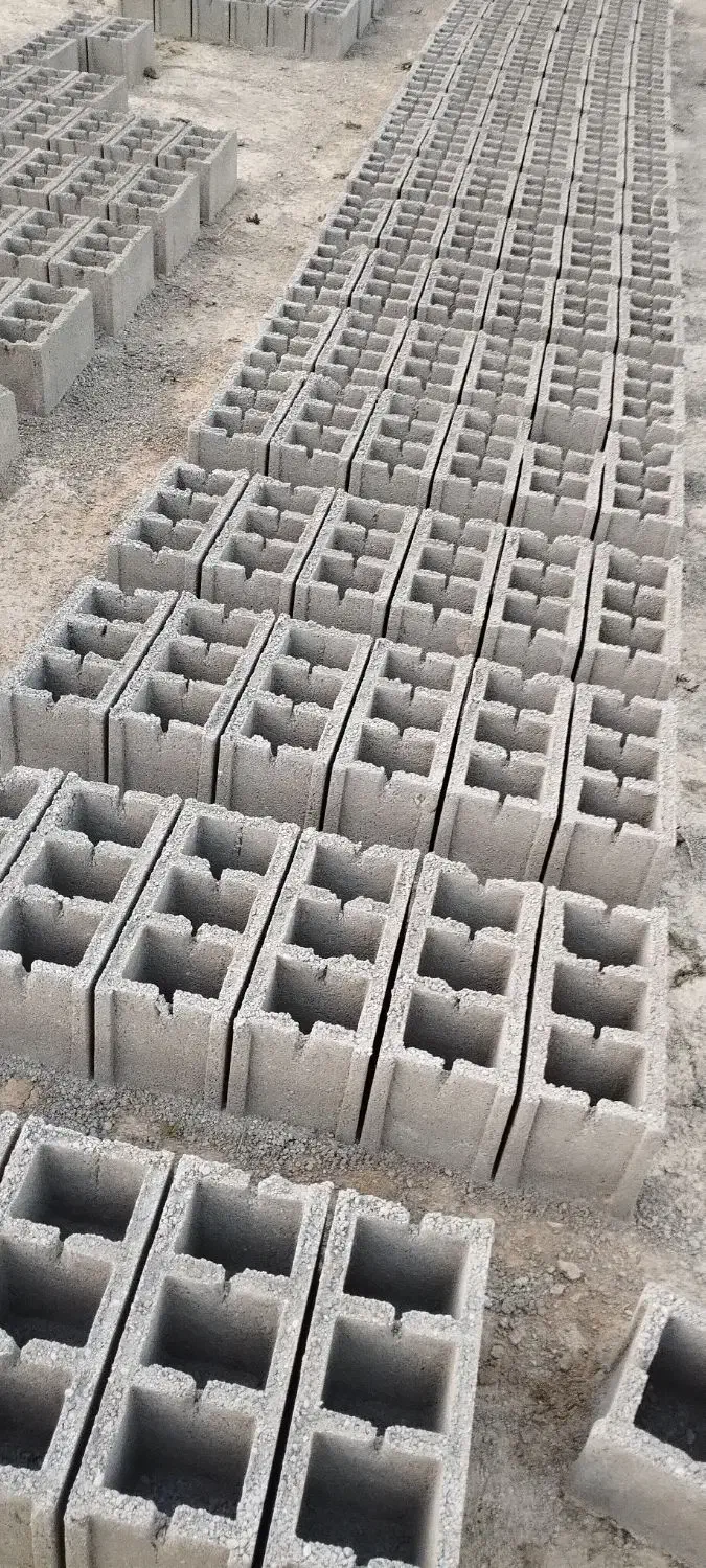 بلوکه سیمانی.بلوکه زنی سیار|عمده‌فروشی|شیروان (خراسان), |دیوار