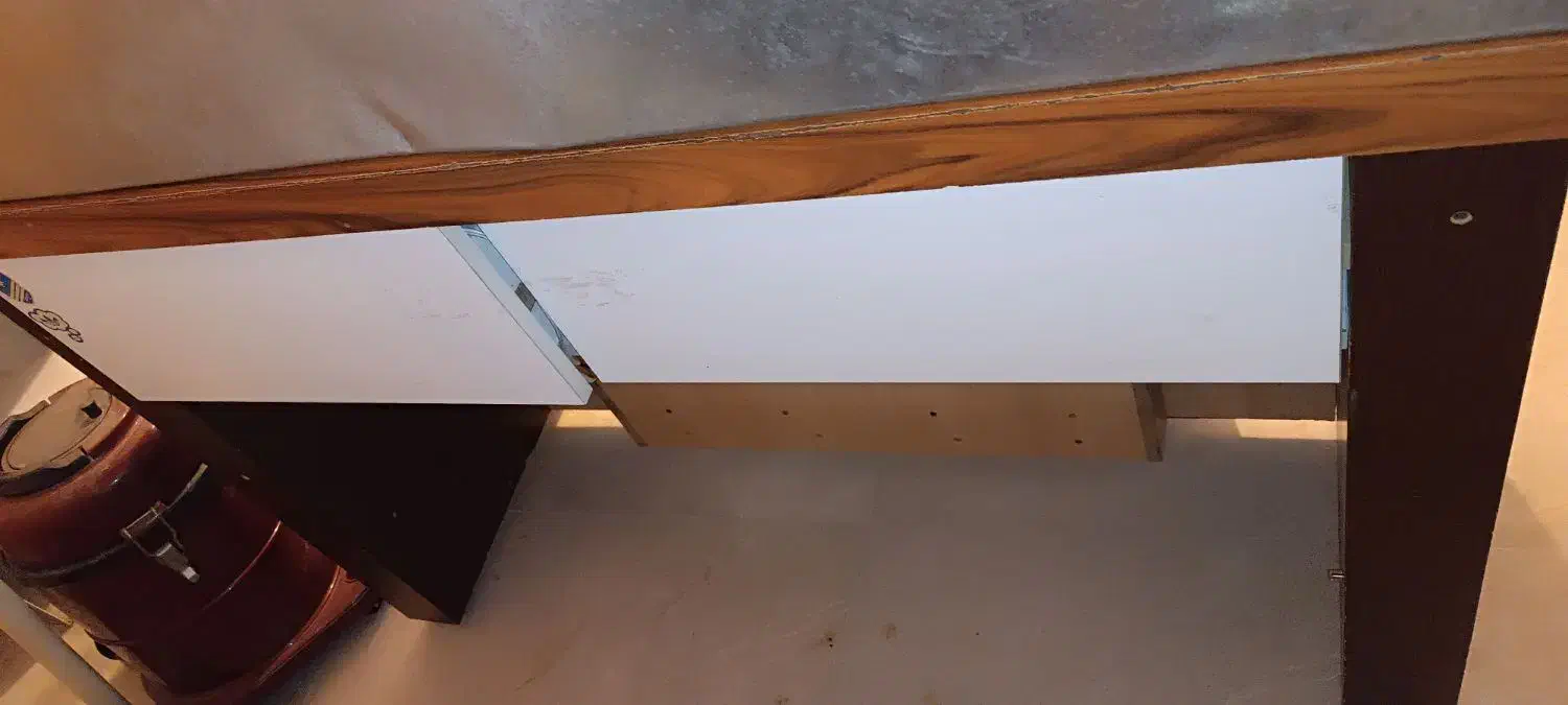 میز|میز تحریر و کامپیوتر|فولادشهر, باغشاد|دیوار