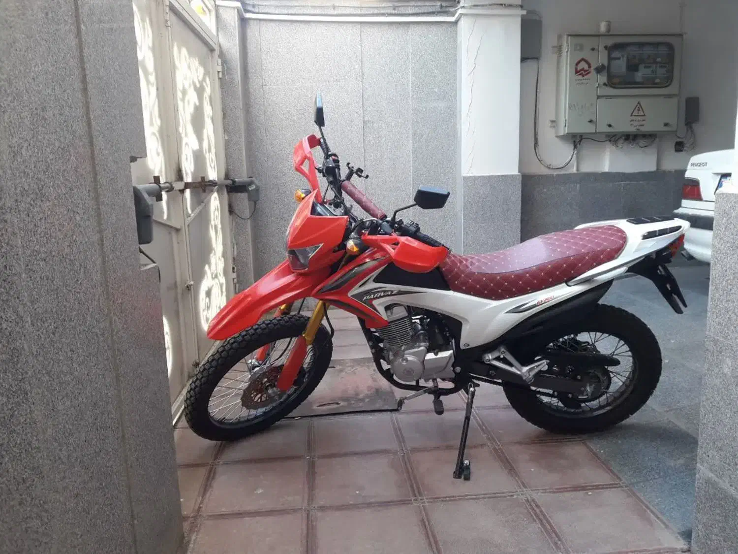 تریل پرواز ۲۰۰|موتورسیکلت|سبزوار, کاشفی شمالی (دادگستری)|دیوار