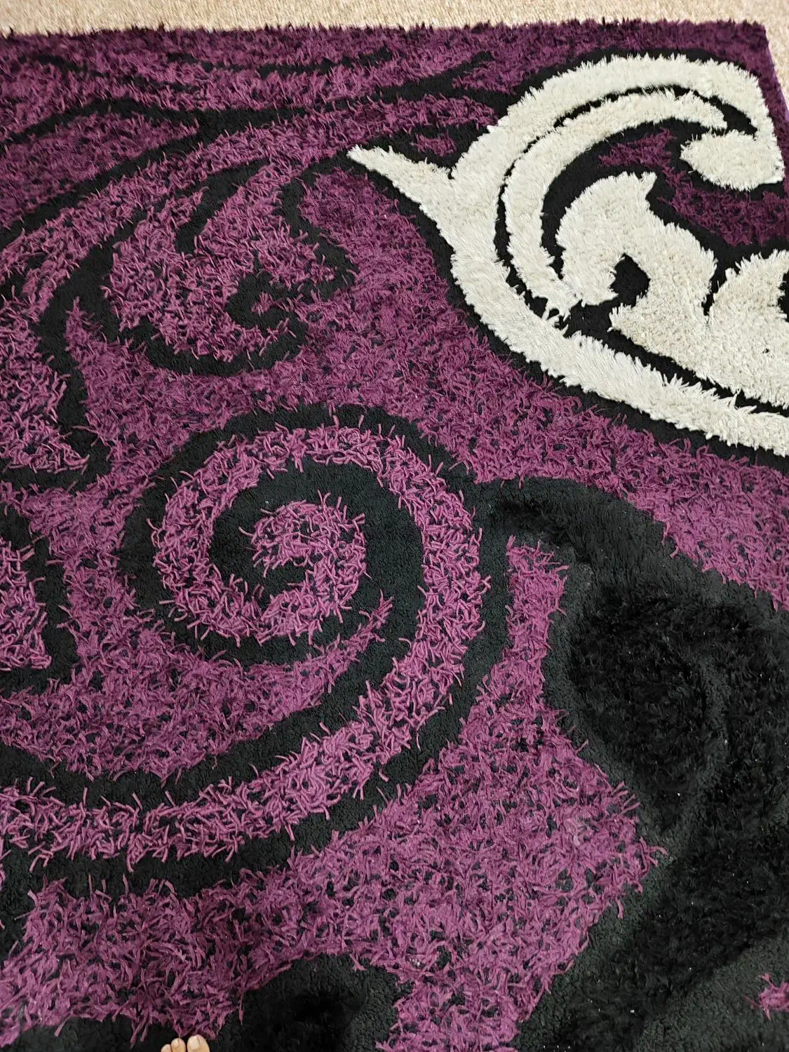 قالی 6متری بسیار با کیفیت سالم، پرز بلند، شیک|فرش|جم, |دیوار