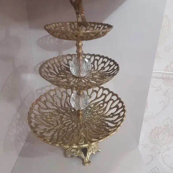 دو عدد سه طبقه برنز اصل|ظروف سرو و پذیرایی|مشگین شهر, |دیوار