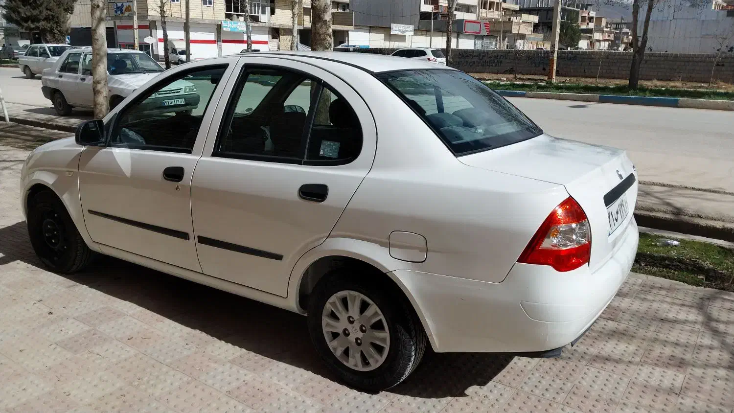 تیبا صندوقدار۱۴۰۱|خودرو سواری و وانت|لردگان, |دیوار