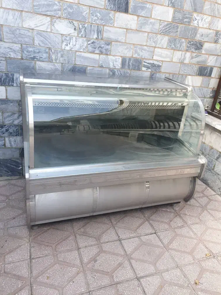 ویترین|فروشگاه و مغازه|بروجرد, |دیوار