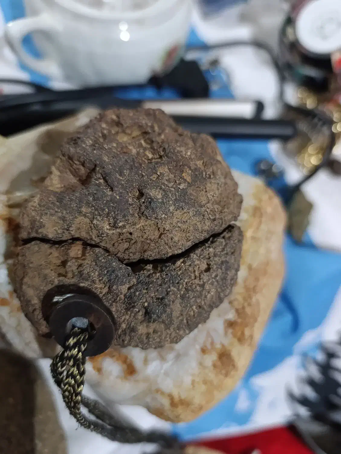 شهاب سنگ مریخی کمیاب ویکی سنگی فلزی|کلکسیون اشیاء عتیقه|کرمانشاه, |دیوار