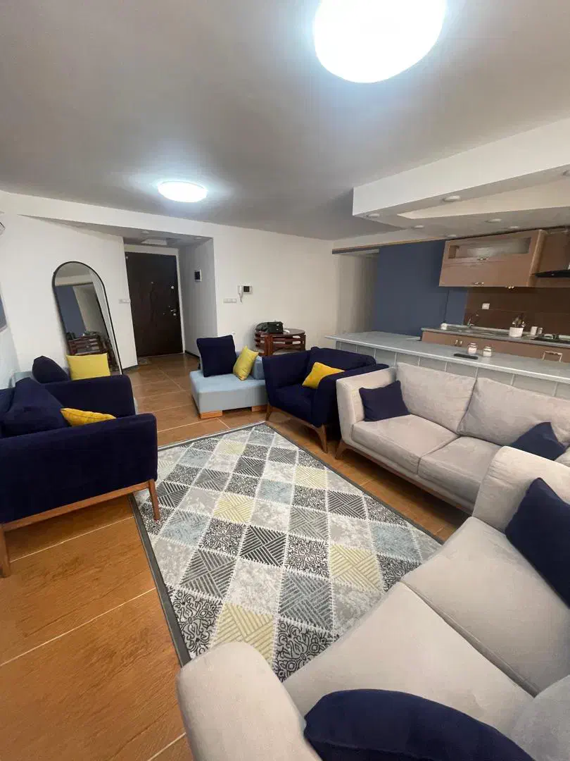 اپارتمان مبله مدرن / پل معالی اباد|اجارهٔ کوتاه‌مدت آپارتمان و سوئیت|شیراز, معالی‌آباد|دیوار