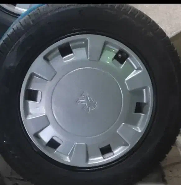 ۴عدد رینگ و لاستیک ۱۴پژویی|قطعات یدکی و لوازم جانبی|شازند, |دیوار