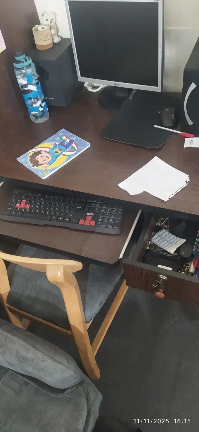 میز کامپیوترباکتابخانه،جا کفشی و جا لباسی آینه دار|مبلمان خانگی و میز عسلی|مشهد, بهمن|دیوار