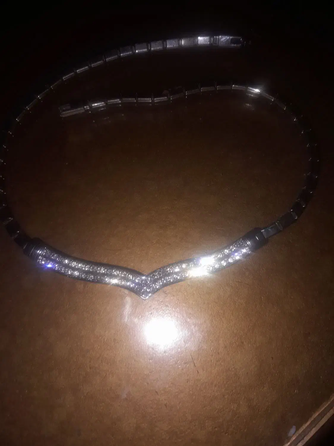 گردنبند نگین دار رنگ ثابت تاتنیوم اصل|بدلیجات|رشت, نظری|دیوار