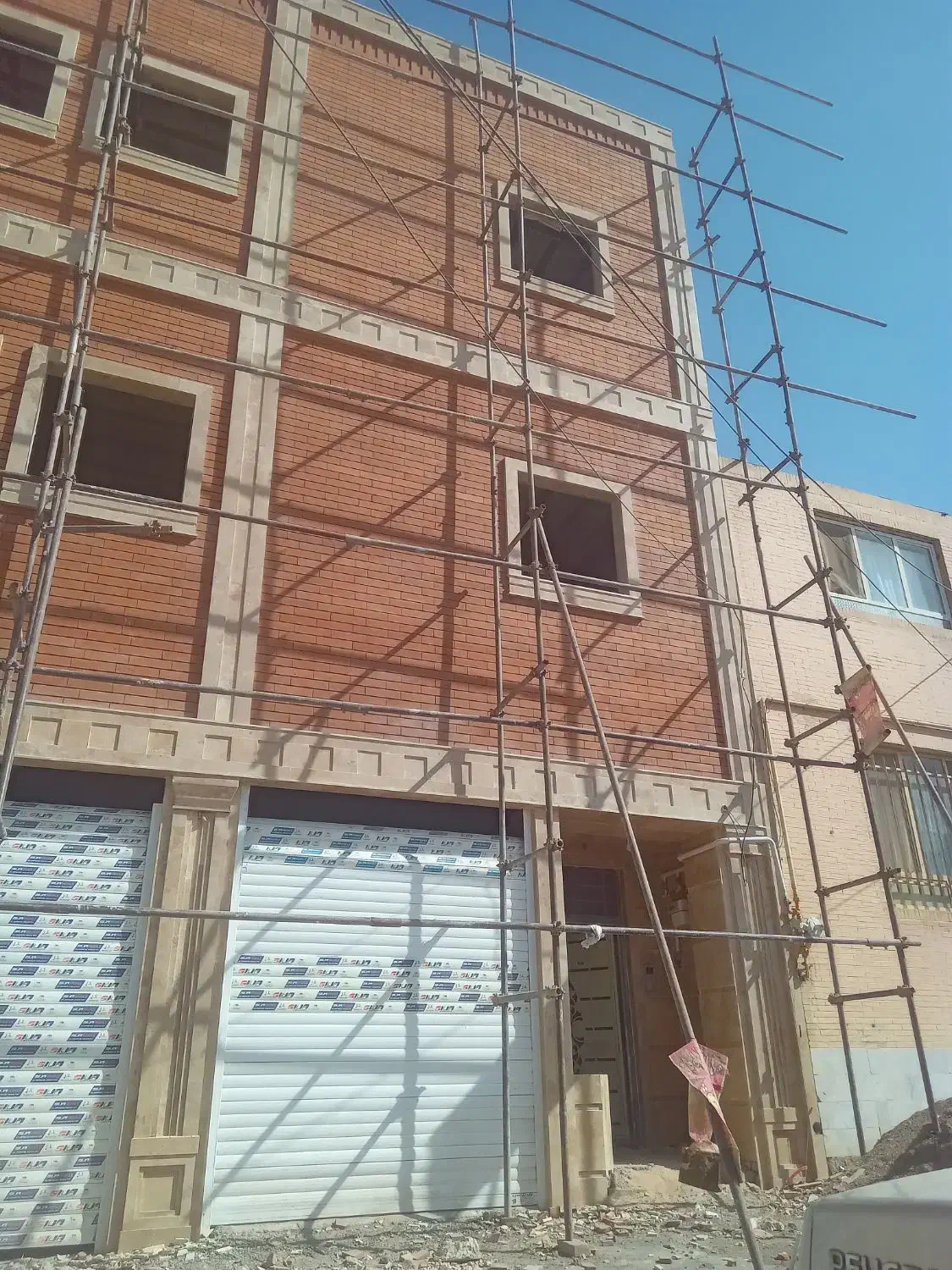 کارگر سنگ کار|استخدام معماری، عمران و ساختمانی|حمیدیا, |دیوار
