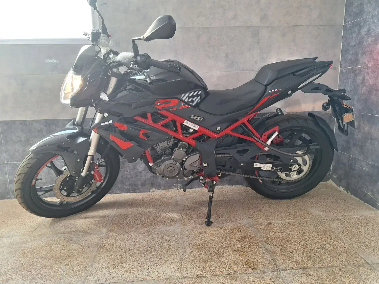 بنلی ۲۵۰ تک سیلندر|موتورسیکلت|تبریز, |دیوار