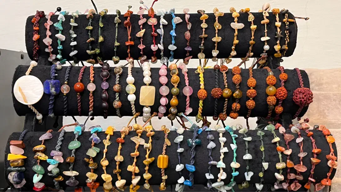 سنگ.کاسه تبتی.گردنبند.دستبند|جواهرات|شیراز, گود عربان|دیوار