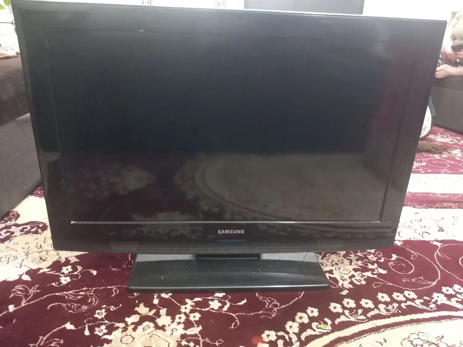 تلوزبون 32 اینچ|تلویزیون و پروژکتور|سنندج, |دیوار