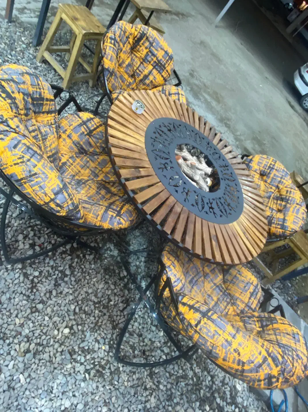 میز صندلی|میز و صندلی غذاخوری|کاشان, امیرکبیر|دیوار