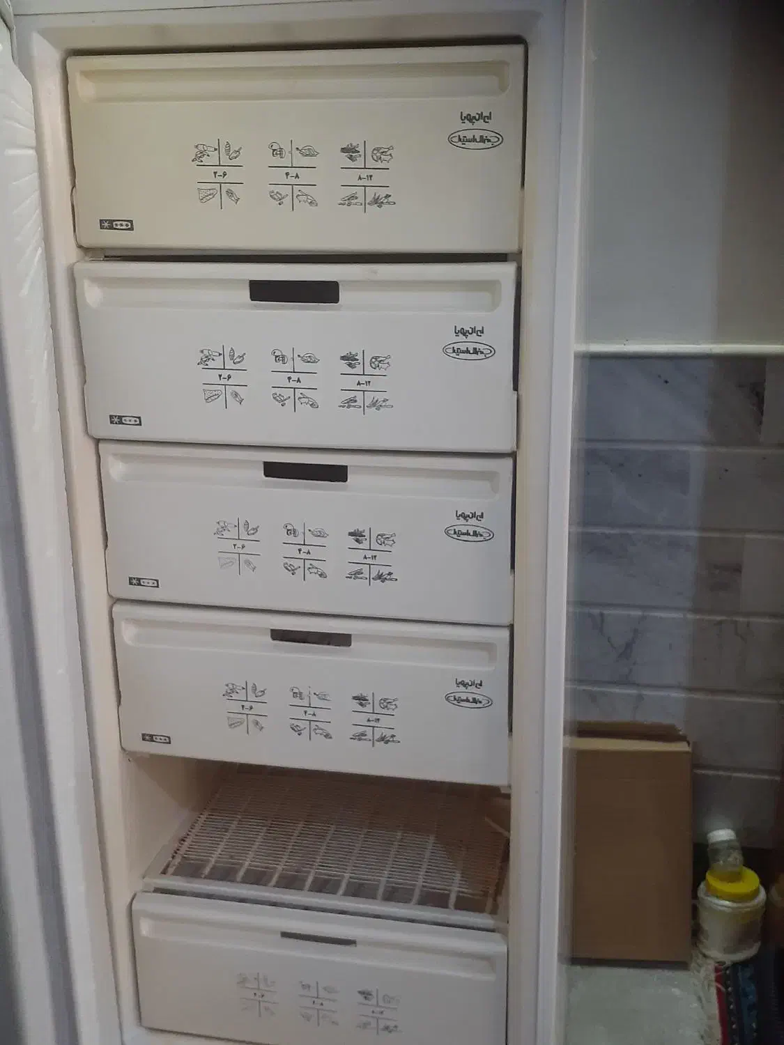 فریزر ۶ کشو سالم سالم|یخچال و فریزر|قمصر, |دیوار