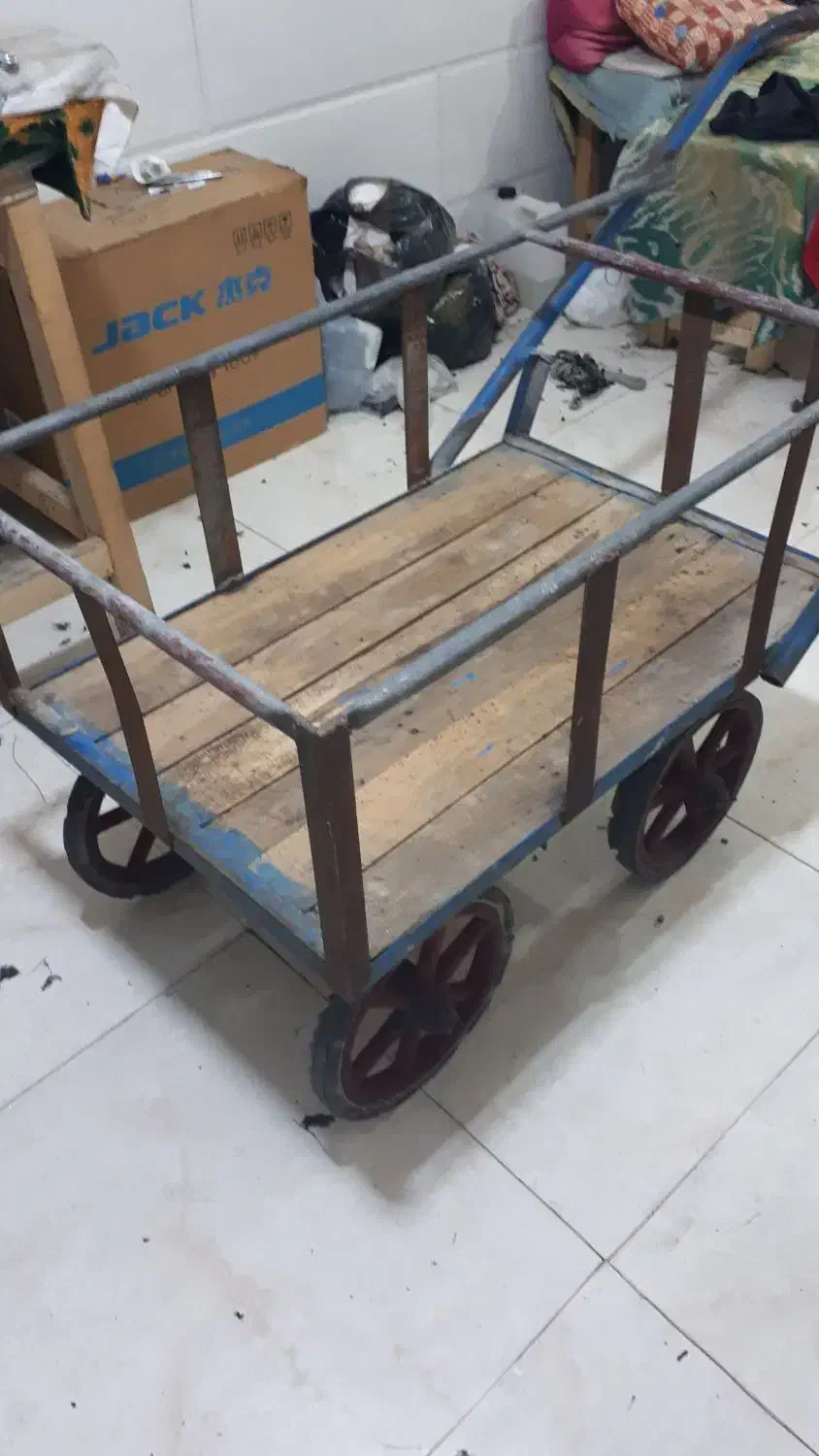 گاری چهارچرخ|فروشگاه و مغازه|قرچک, قشلاق جیتو|دیوار