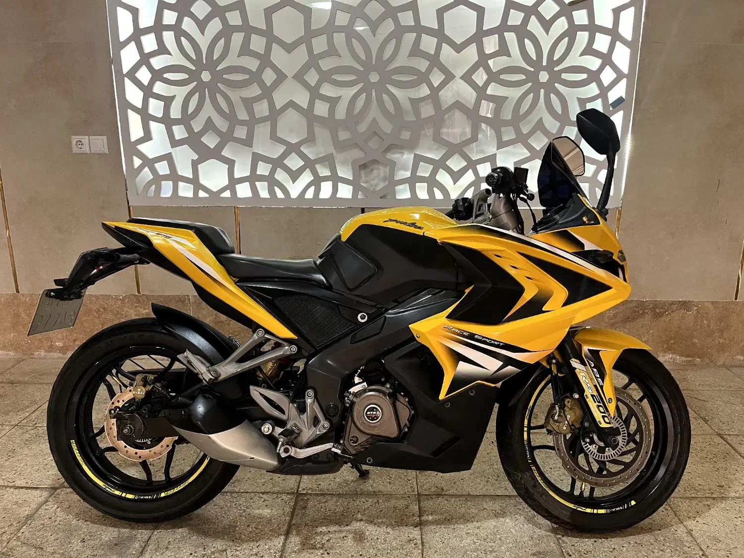 RS200|موتورسیکلت|اراک, |دیوار