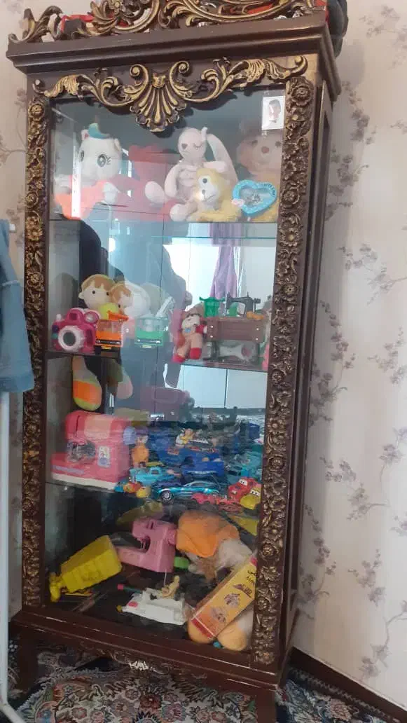 یکعددبوفه دکوراسیون منزل،صندلی آرایشگاه زنانه|بوفه، ویترین، کنسول|فسا, |دیوار