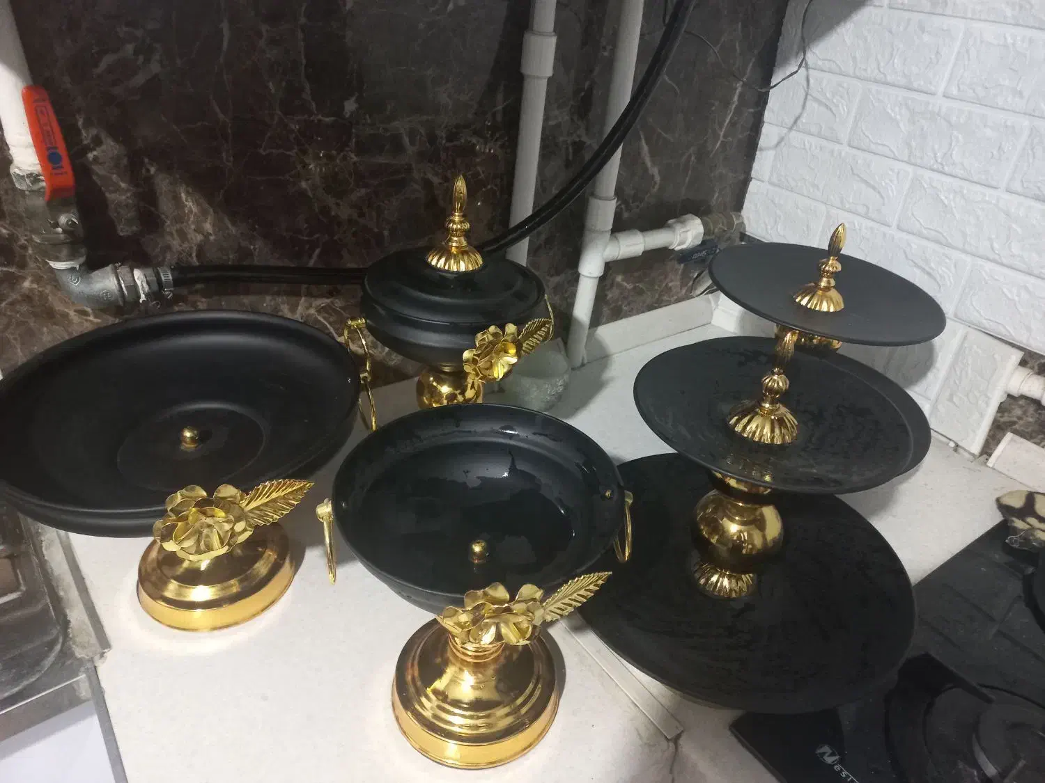 تزیینی ویترینی|ظروف سرو و پذیرایی|فولادشهر, B2|دیوار