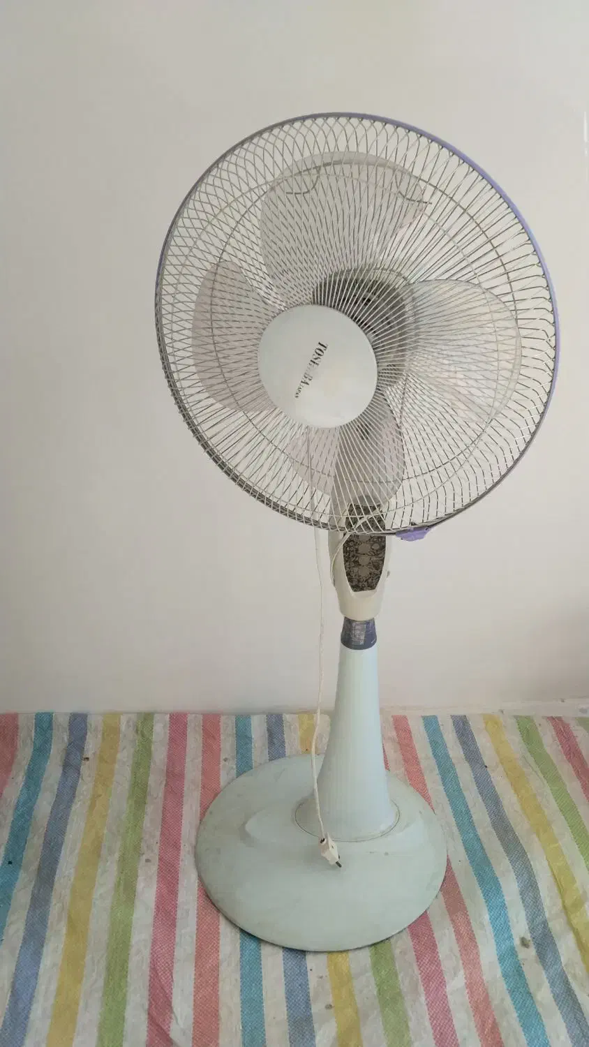 پنکه|پنکه و تصفیهکنندهٔ هوا|تبریز, |دیوار