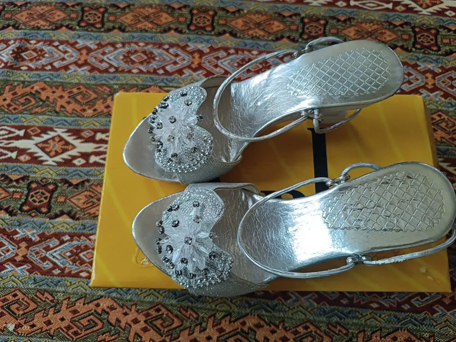 کفش مجلسی کودک|کیف، کفش، کمربند|کرج, کوی امامیه|دیوار