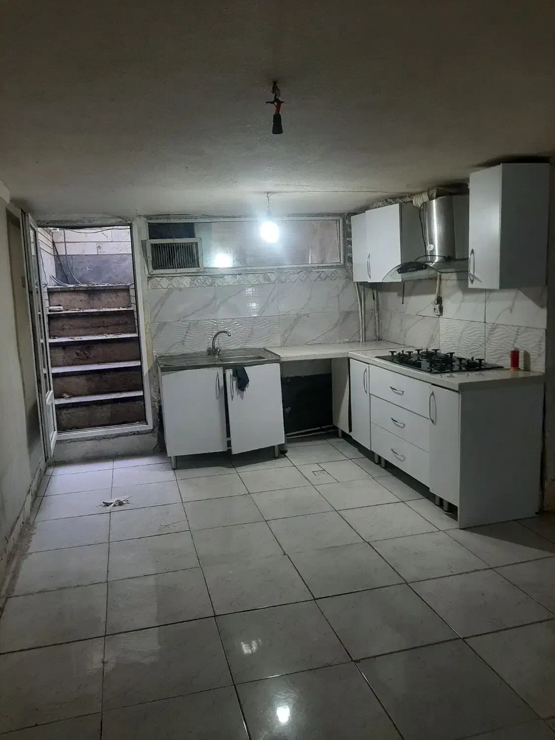 اجاره واحد ۶۵ متری