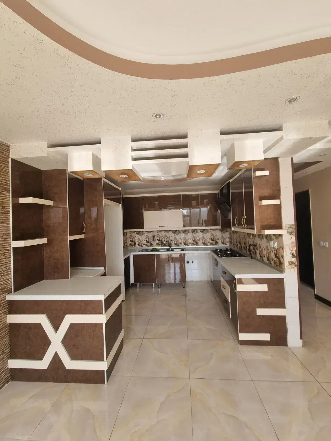 آپارتمان رو ب آفتاب فول امکانات|فروش آپارتمان|شاهین‌شهر, شهرک ردانی پور|دیوار