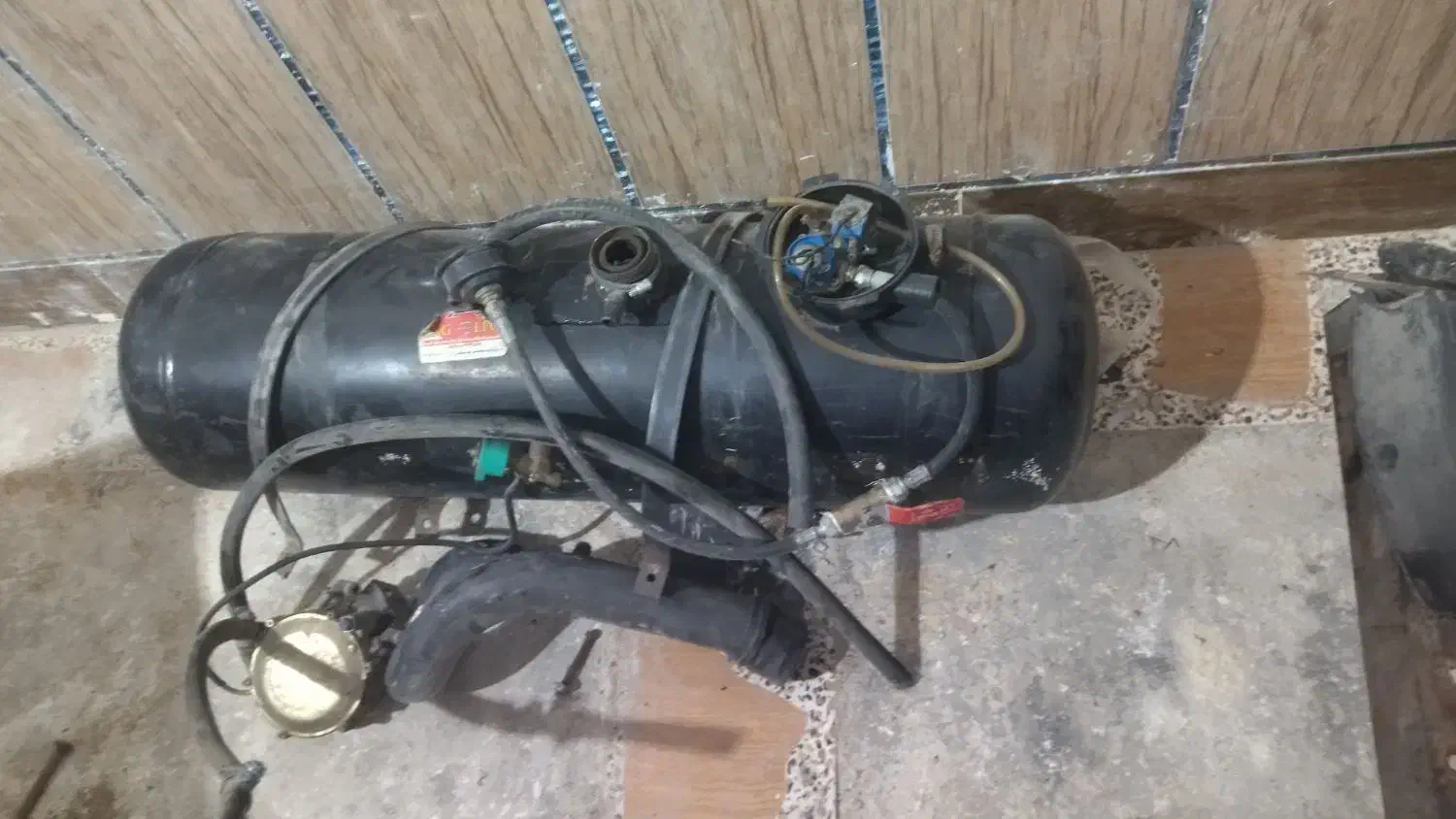 گاز lpg80|قطعات یدکی و لوازم جانبی|زهک, |دیوار