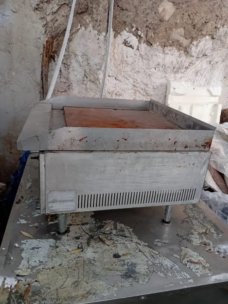 وسایل رستوران کبابی ساندویچی تابشی در کازرون|کافی‌شاپ و رستوران|شیراز, شهرک رضوان|دیوار