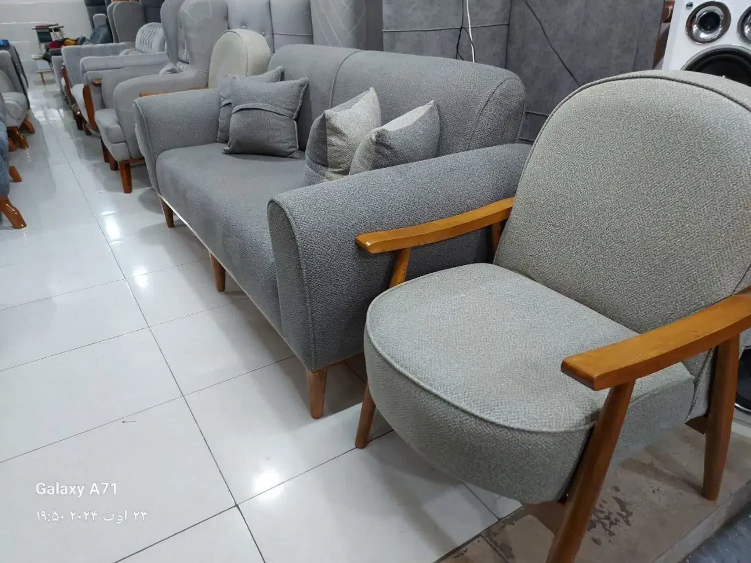 طرح معاوضه بیش از ۳۰مدل مبل متنوع درمبلمان علی|مبلمان خانگی و میز عسلی|ملارد, |دیوار