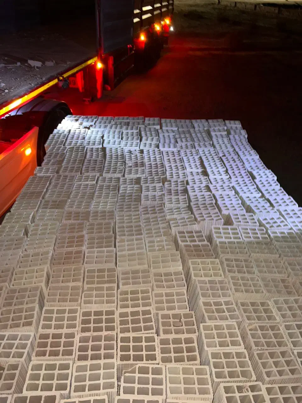 تیرچه و بلوکزنی صداقت پلان|مصالح و تجهیزات ساختمان|پلان, |دیوار