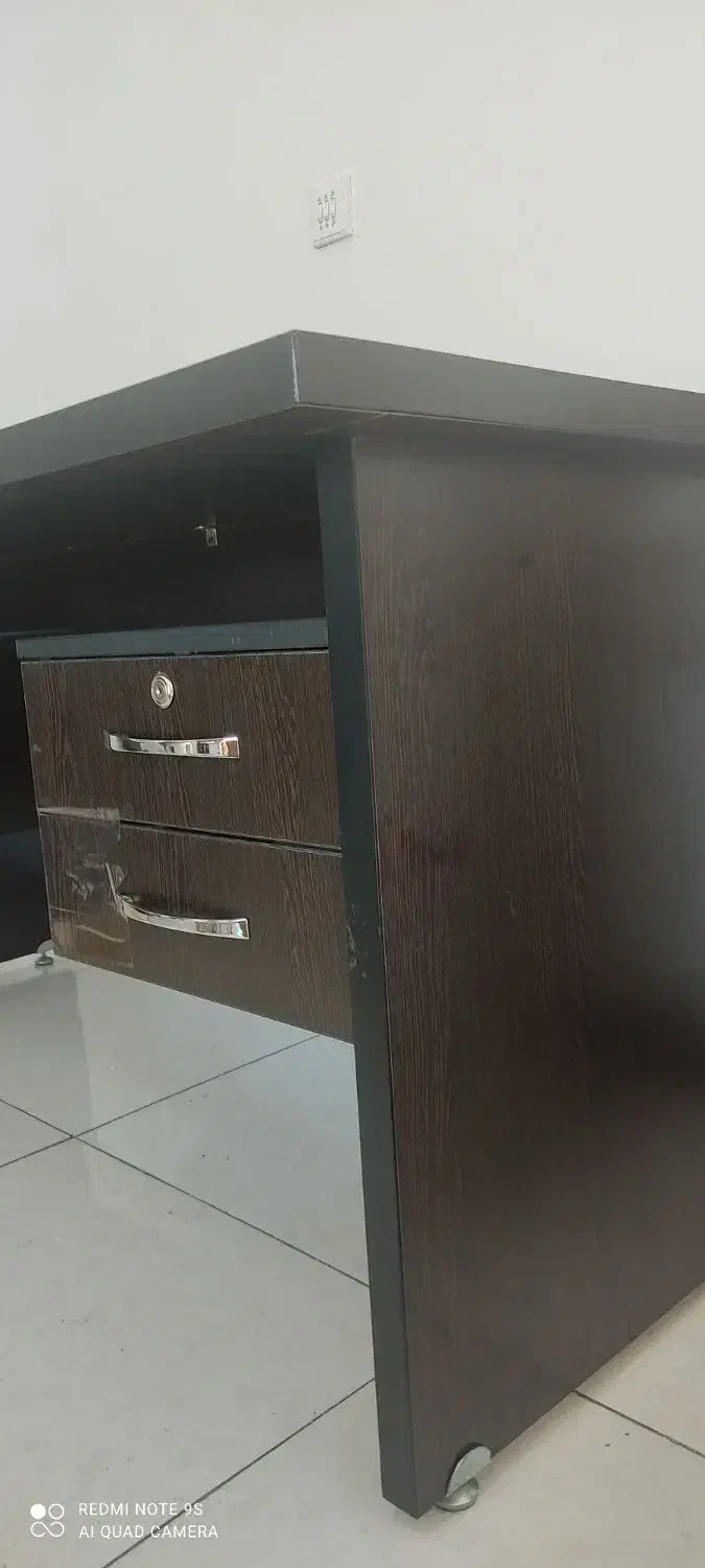 میز مدیریت|مبلمان اداری|سنندج, |دیوار