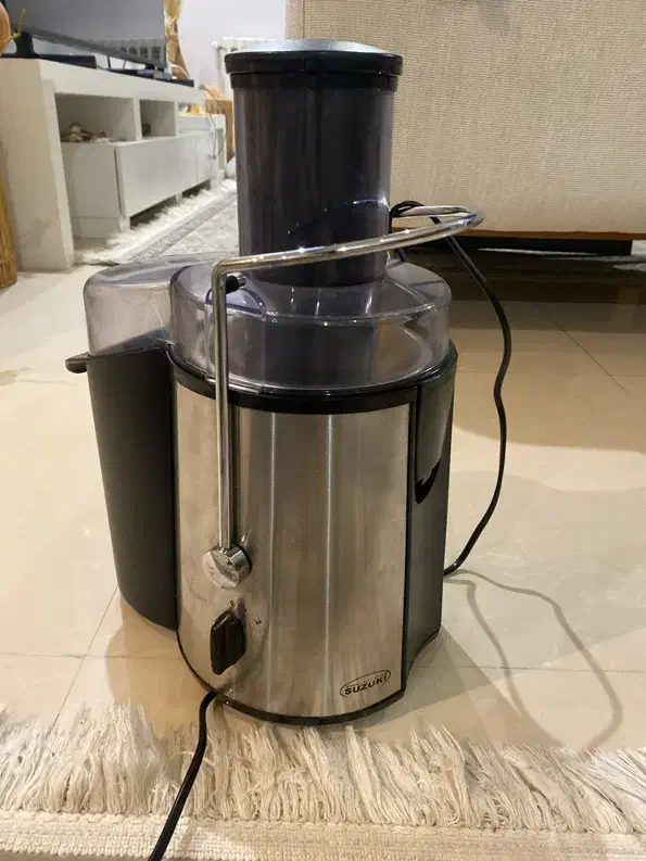 اب میوه گیری هویج برند سوزوکی نو|آبمیوه‌گیر و آب‌مرکبات‌گیر|کرج, فاز ۲ مهرشهر|دیوار