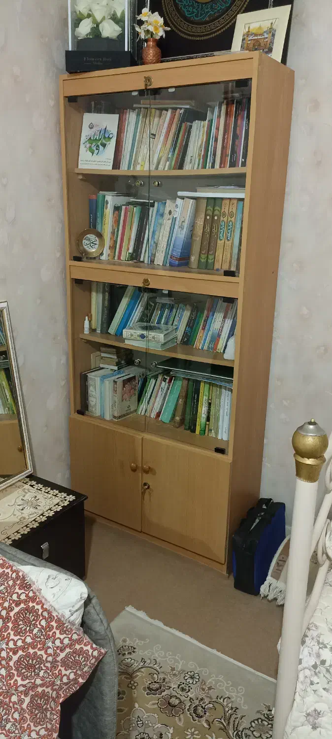 کتابخانه|کتابخانه، شلف، قفسه‌های دیواری|قم, پردیسان|دیوار