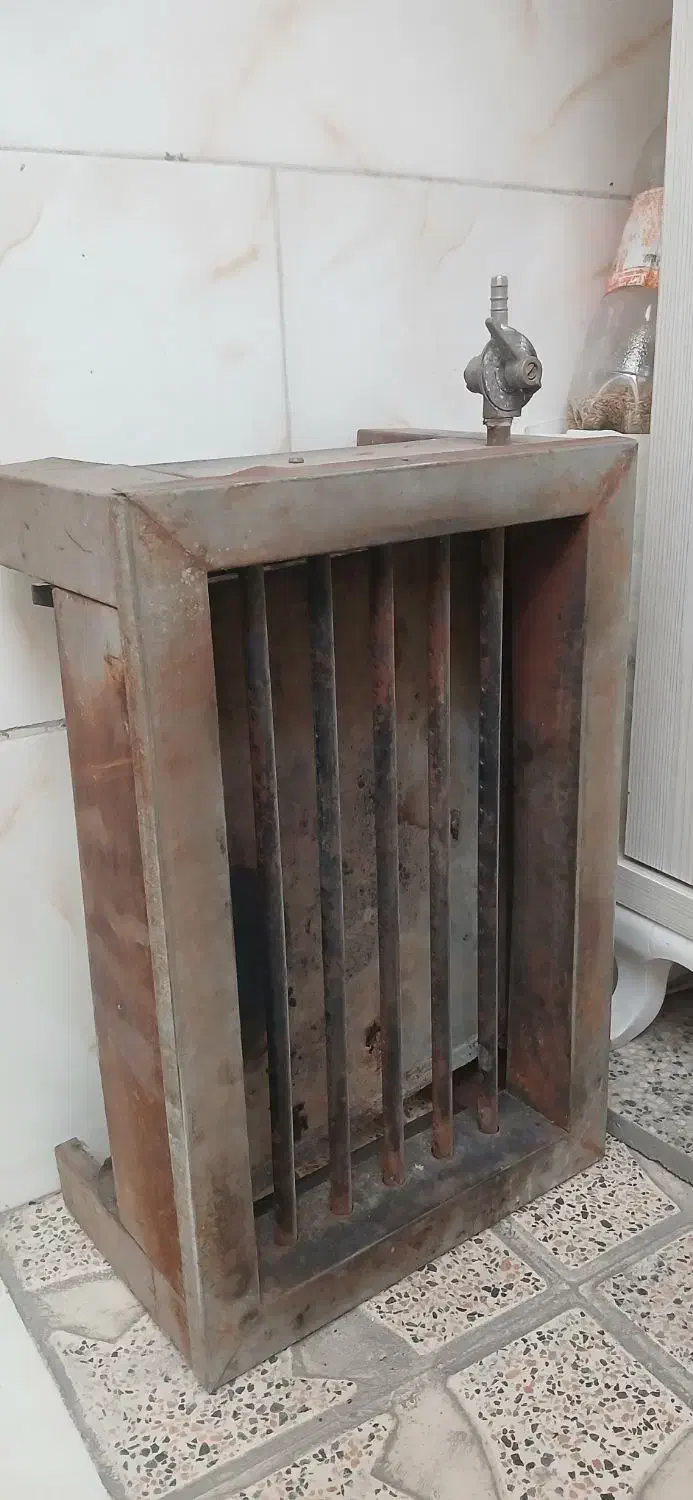 با سلام کباب پز گازی اندازه اش ۳۳ در ۵۱ است|اجاق گاز و لوازم برقی پخت‌وپز|ری, جوانمرد قصاب|دیوار