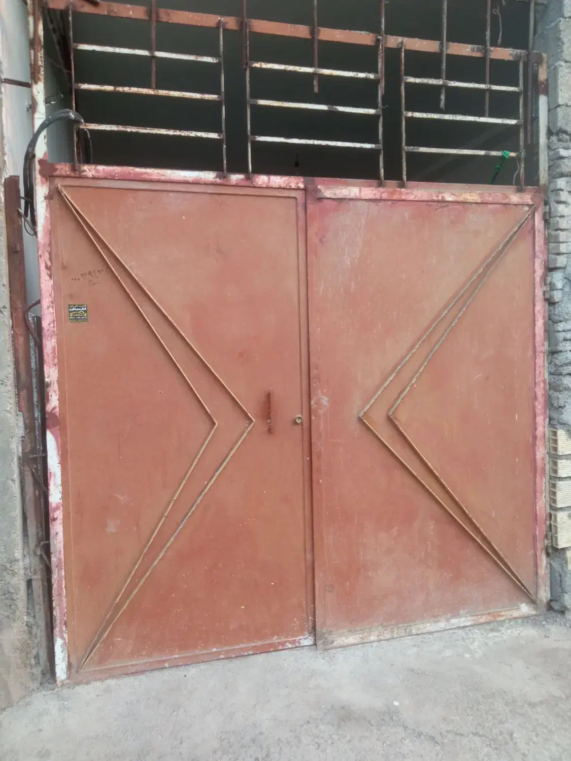 در ماشین رو|مصالح و تجهیزات ساختمان|رشت, خرسندی|دیوار